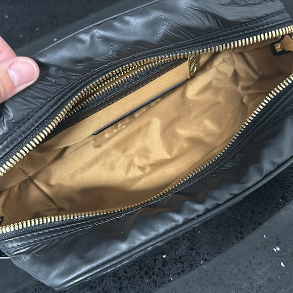 Hunting World pouch black with gold hardware - Picture 7 of 9